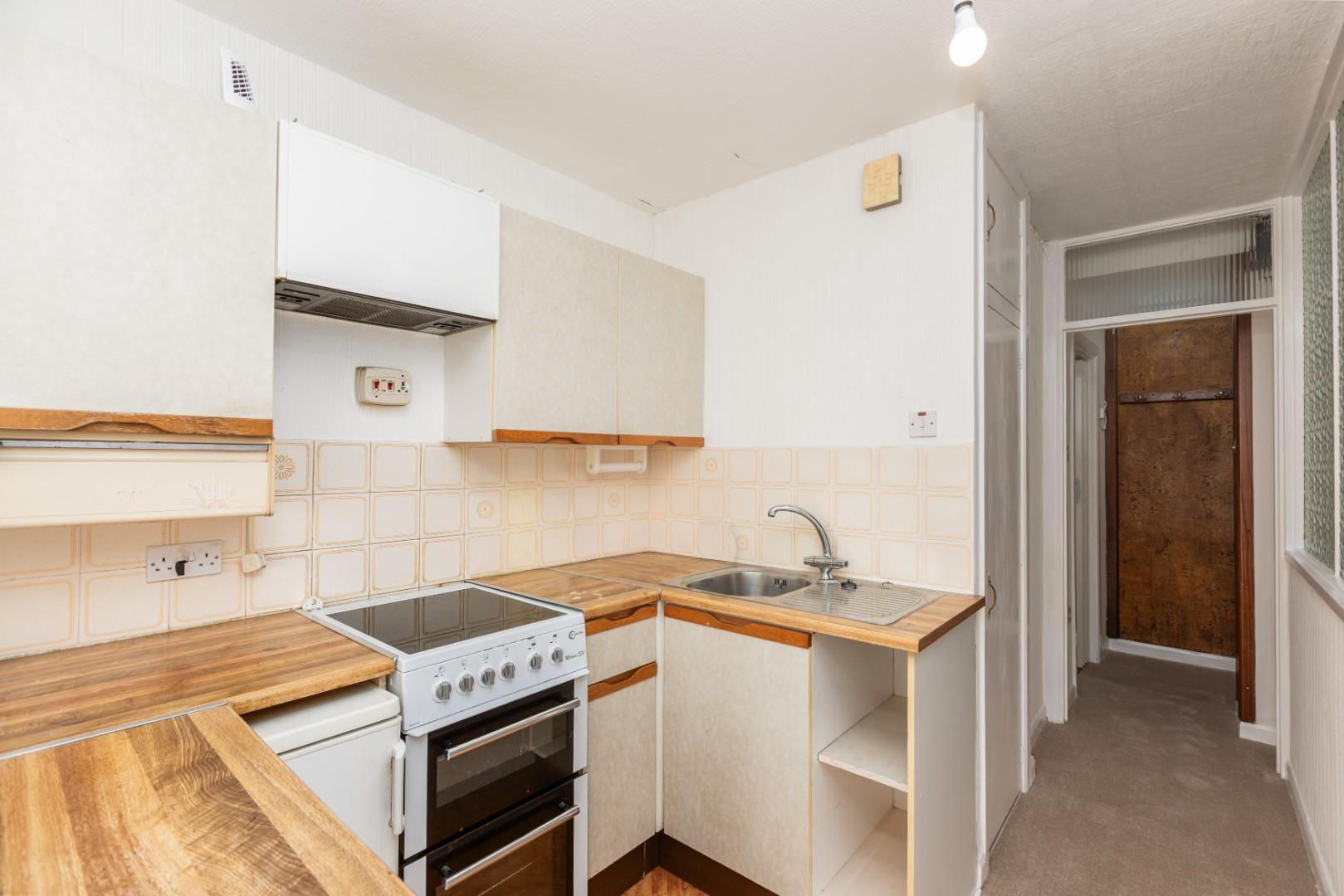 Woodridge court, Langland, Mumbles, Swansea, SA3 4TH